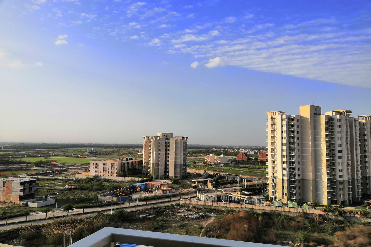 Luxury Living, Affordable Rents: Discover Your Dream Flat on Dwarka Expressway