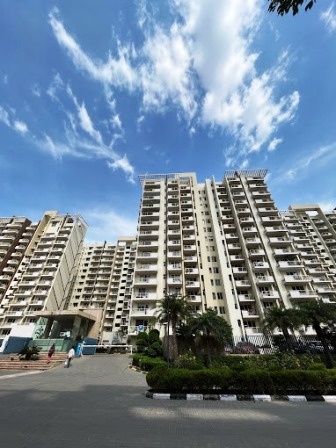 4 bhk flat for sale in M3M Woodshire1